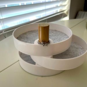 Fragrant Jewels Ring size 8